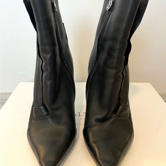 Balmain Pleated Fan Booties - Picture 5 of 14